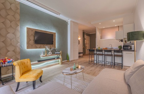 Quartier Chorier-Berriat Apartment | Luxury Cinephile - Netflix - 2 Balcons - Garage - Mini bar de Luxe