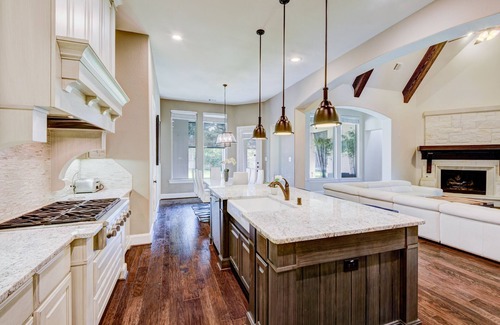 Tomball House | Luxury, Class, Serenity.Welcome to your reality!