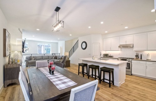 Carlsbad Village House | Luxury & Comfort IN the Village. Walk everywhere!