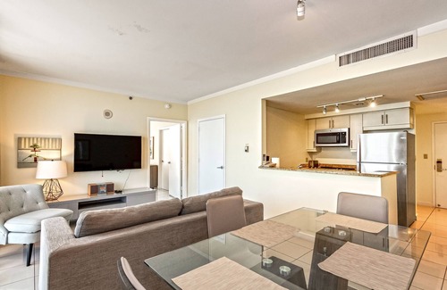 Coconut Grove Resort | Luxury Condo @ Hotel Arya Coconut Grove - BAY VIEW/POOL/GYM/SAUNA/FREE PARKING!
