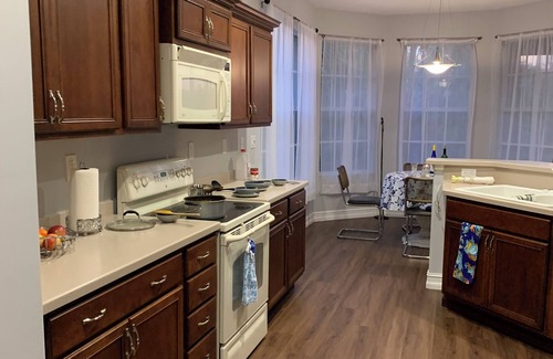 Marbella Lakes Condo | Luxury condo inn the heart of Naples, 3/2, community pool and fitness center
