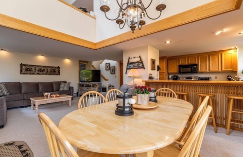 Stratton Mountain Condo | Luxury Condo Near Stratton and Bromley Mountains