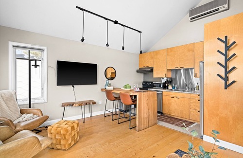 St. Louis County Condo | Luxury Condo w/Beach Access | Dragestil 723-3