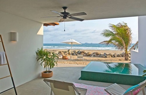 Ixtapa - Zihuatanejo Condo | Luxury Condo with Private Jacuzzi and Beach Access