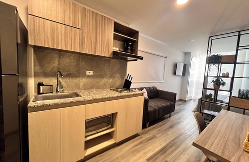 La Gran Via Apartment | Luxury-confortable studio. Best location. 2 minutes to the famous 93 park.