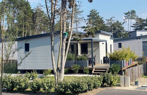 Jullouville Ski Chalet | Luxury cottage chalet with swimming pool and internet near the sea