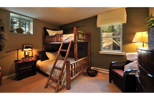 Lindell Beach Cottage | Luxury cottage @ Cultus Lake South - A stunning family oriented resort community