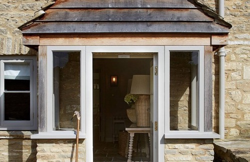 Southrop Cottage | Luxury Cottage Stay - Beautiful Cotswolds Village