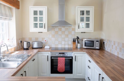Bude Cottage | Luxury Cottage With Indoor Swimming Pool In Stunning Rural Location Near Ocean