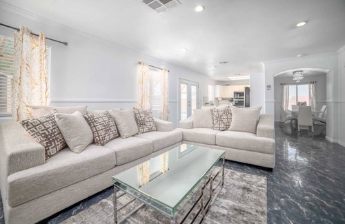 North Las Vegas House | Luxury, cozy, clean home in a private neighborhood