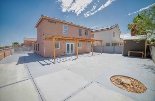 North Las Vegas House | Luxury, cozy, clean home in a private neighborhood