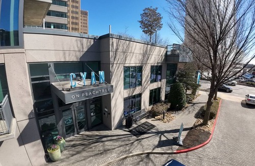 North Buckhead Condo | Luxury cozy condo great views! Located in the heart of buckhead Atlanta.