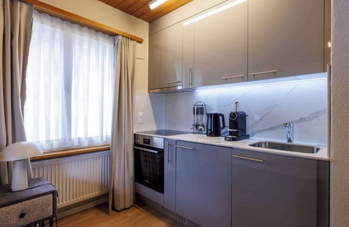 Davos Apartment | Luxury Davos Studio, Central, Near to Lifts