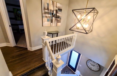 Vine House | !Luxury Designed Listing! - Downtown - Soaker Tub