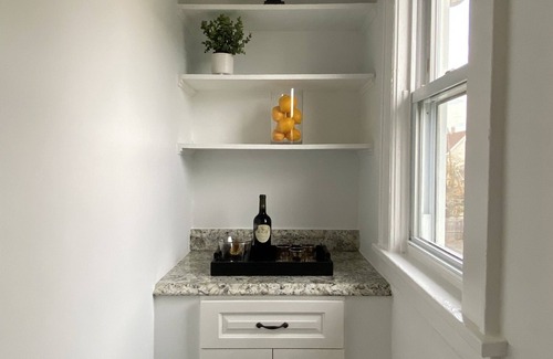 Brooklawn - St. Vincent Apartment | Luxury Designer 2 bedroom+office/3bed vacation home.