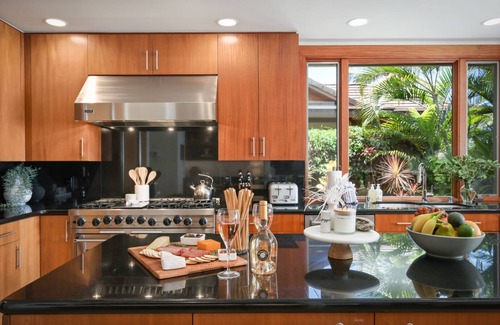 Kaupulehu House | Luxury Designer Estate at Hualalai Resort - Private Pool & Spa: 147 Pakui