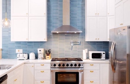 Clawson Villa | Luxury Designer Home with Hot Tub, Parking Garage Near San Francisco UC Berkeley