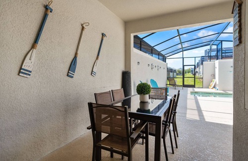 Davenport House | ⭐Luxury Disney Retreat w/private Pool + Free Waterpark & Resort Amenities