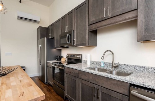 Bangor Apartment | Luxury Downtown Bangor Apartment