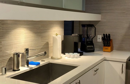Hayes Valley Apartment | Luxury Downtown Flat + Bbq + Lux Furniture