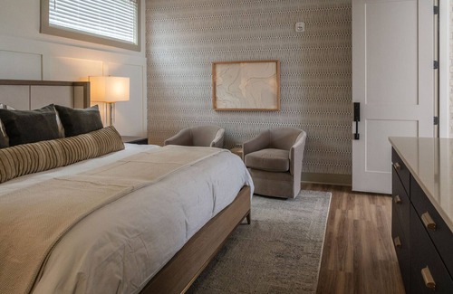 Athens Hotel | Luxury Downtown Loft