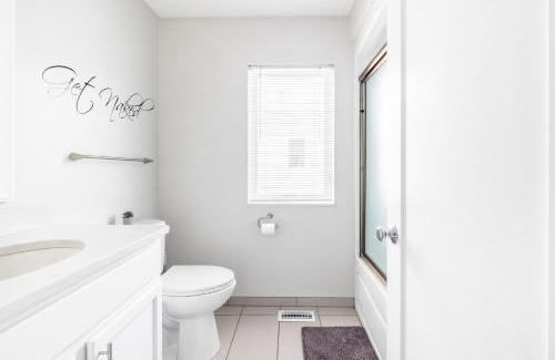 Downtown Cleveland Villa | Luxury Downtown Townhome Private Garage Unit 9