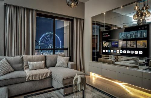 Umm Suqeim 3 Apartment | Luxury Dubai Eye View Living - Beach access I Marina Walk