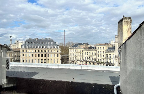 Bordeaux Golden Triangle Apartment | Luxury duplex in the heart of the Golden Triangle