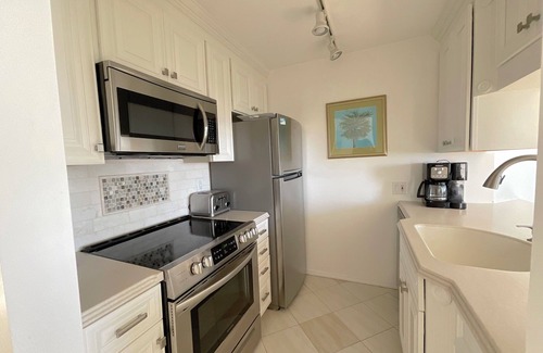 North Ocean City Condo | Luxury Escape! Fabulous Views! Ocean Front, Huge Private Balcony