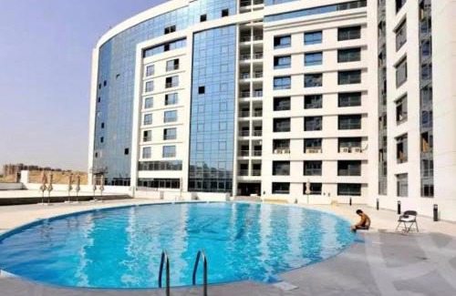 Maadi Apartment | Luxury Escape with Pool Access