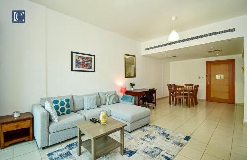 The Greens Apartment | Luxury Escapes - Spacious 1BR with Pool view - Ghozlan 2 The Greens