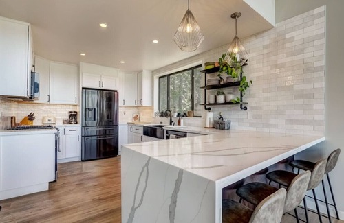 Zephyr Cove Villa | Luxury Estate | Hot Tub & Lake Views | Sleeps 8