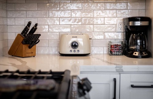 Zephyr Cove Villa | Luxury Estate | Hot Tub & Lake Views | Sleeps 8