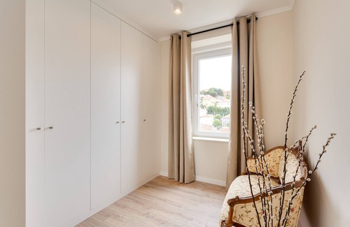 Estoril Villa | Luxury Estoril 3 bedroom Villa, 450m to the beach