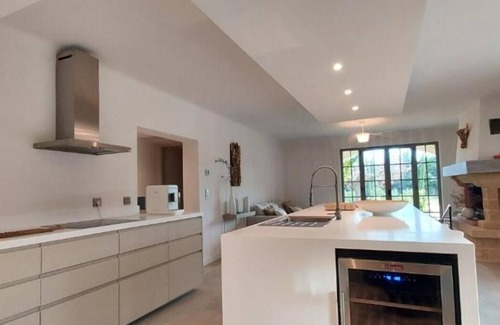 St.-Remy-de-Provence Villa | LUXURY FAMILY STAY IN ST REMY DE PROVENCE WITH HEATED POOL