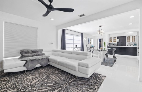 Fort Myers House | Luxury family friendly WATERFRONT home with a POOL, PLAYGROUND, FIREPIT & BEACH