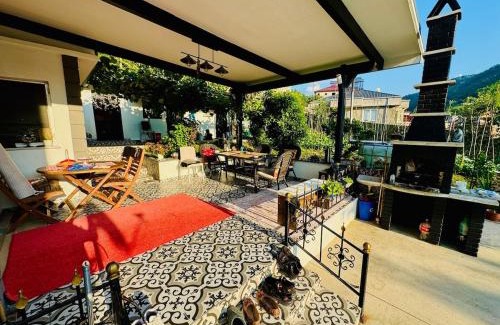 Akcaabat Villa | Luxury Farm House
