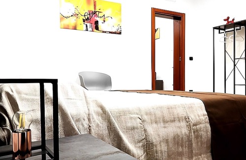 Bari Apartment | Luxury Flat in Center by the Sea