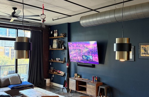 Downtown Austin Condo | Luxury Furnished Loft in Downtown Austin