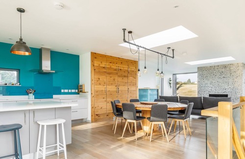 Winterborne Whitechurch House | Luxury spacious home near Jurassic Coast, Dorset. Eco friendly house