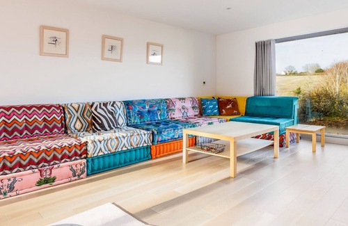 Winterborne Whitechurch House | Luxury spacious home near Jurassic Coast, Dorset. Eco friendly house