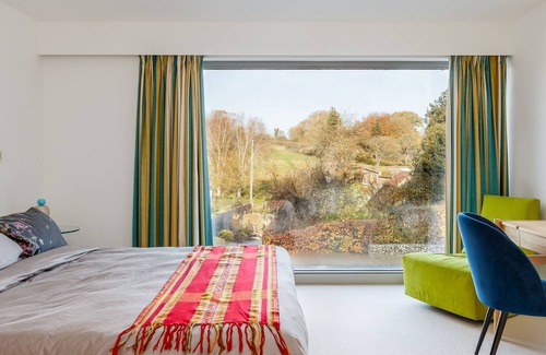 Winterborne Whitechurch House | Luxury spacious home near Jurassic Coast, Dorset. Eco friendly house