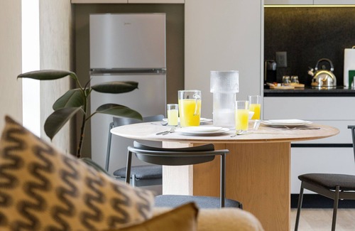 Granada Apartment | Luxury Getaway: Polanco just steps away