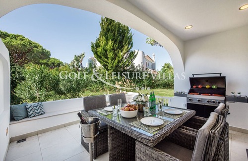 Vale do Lobo Apartment | Luxury ground floor 2 bedroom apartment with private terrace
