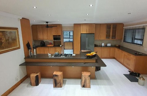 Marloth Park House | Luxury GuesthouseCo RiverHouse