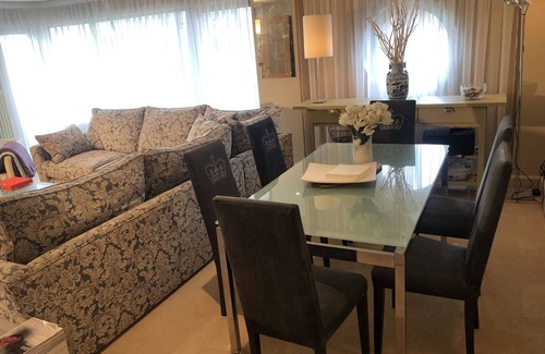 Clifton Apartment | Luxury Harbourside Apartment