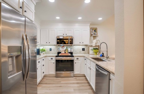 Tallahassee Condo | Luxury Haven - Renovated w/Abundant Amenities
