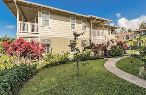 Princeville Condo | Luxury Hawaiian Style Condo with A/C, Nihilani 16A