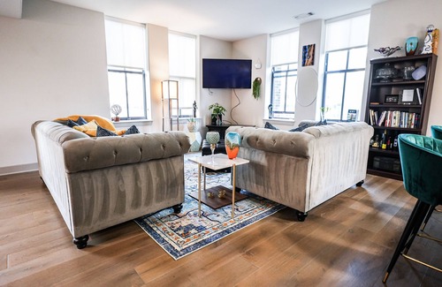 Downtown Baltimore Condo | Luxury High Rise Condo downtown baltimore