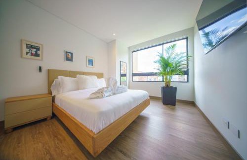 La Florida Apartment | Luxury High-Rise in Medellin 2BR Executive Retreat